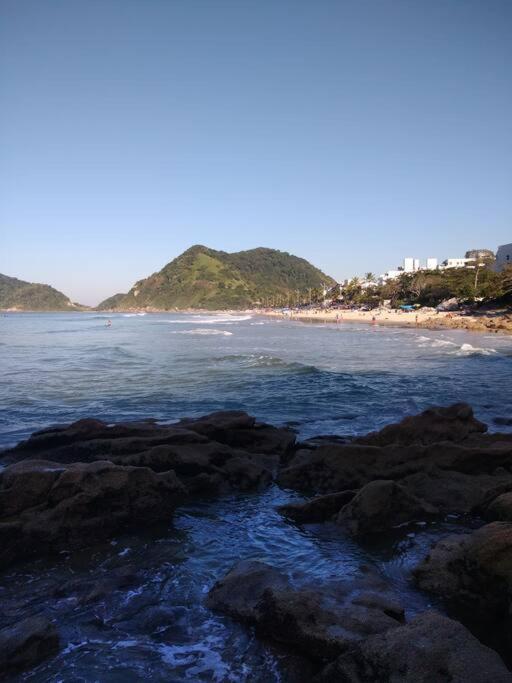 Apto Praia Do Tombo กัวรูจา ภายนอก รูปภาพ