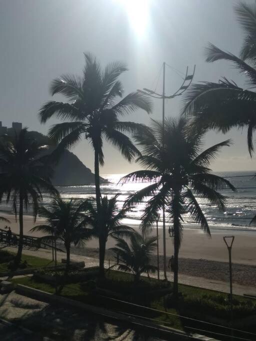 Apto Praia Do Tombo กัวรูจา ภายนอก รูปภาพ